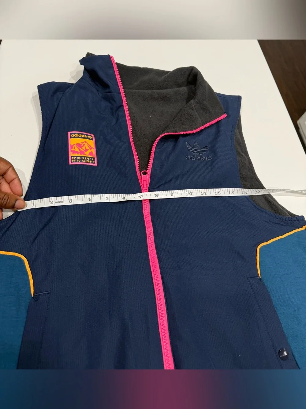 Men’s Adidas Originals Adiplore Reversible Vest in navy teal pink Size Small